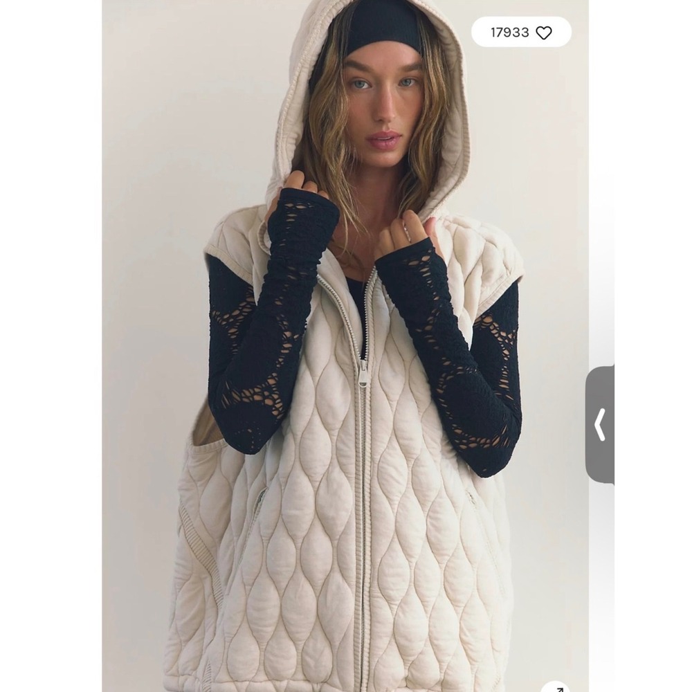 FP Movement Free People Quilted Hooded Puffer Vest Beige OB1202503 S